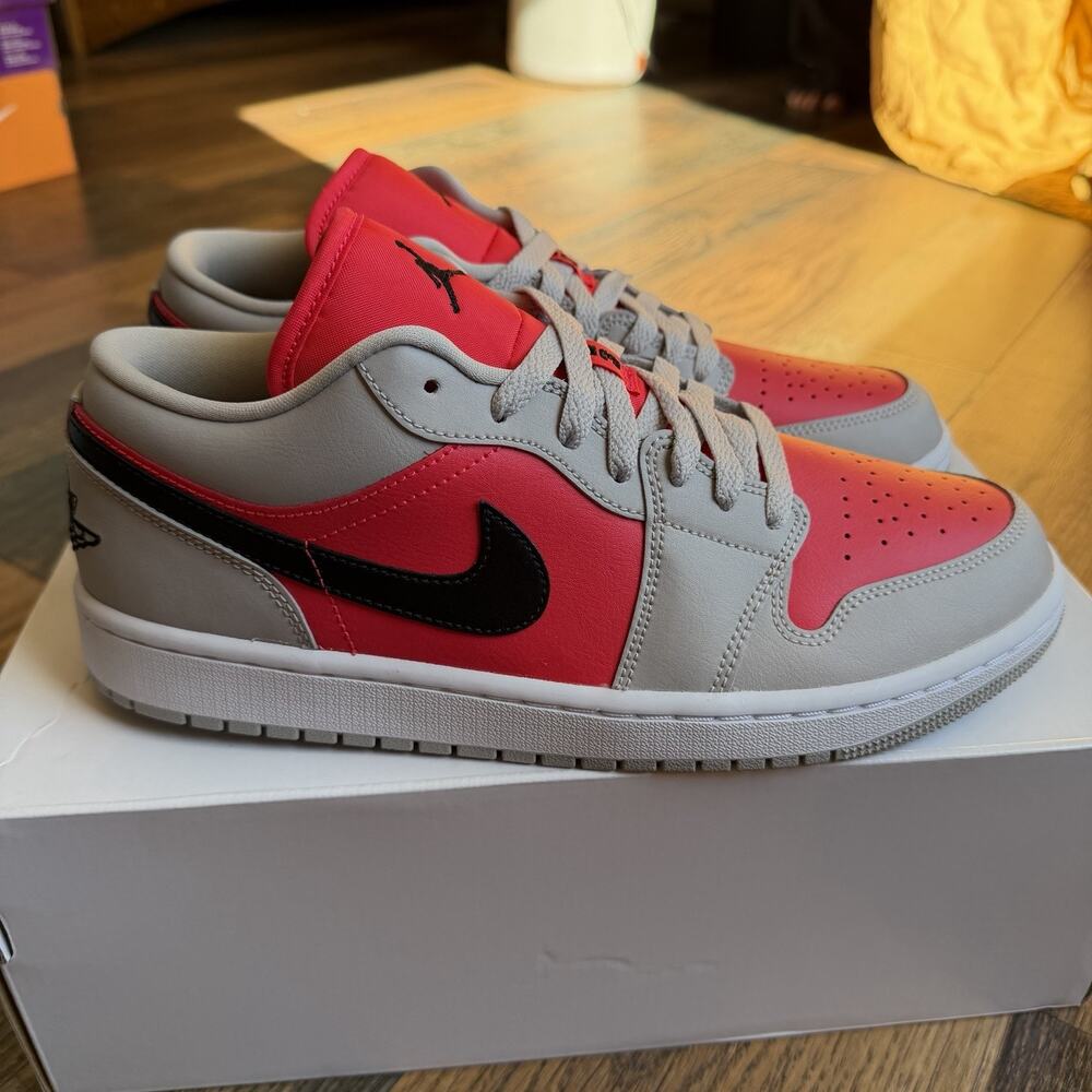 Nike Air Jordan 1 Low Light‎ Iron Ore Black Siren Red Womens 11 DC0774-060